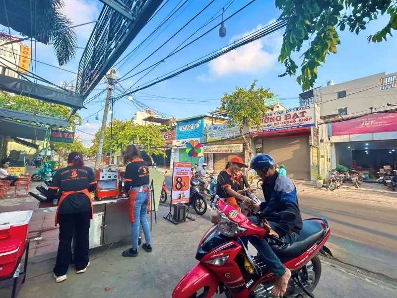 Góc khuất tài chính: Bóc tách 5 loại "Chi phí ẩn" đằng sau biển hiệu 0 đồng