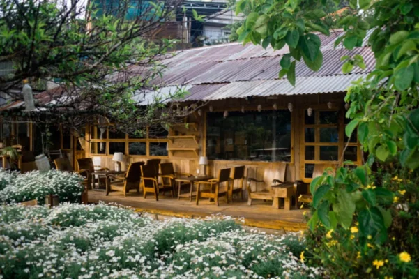 Mô hình cafe sân vườn phong cách tây nguyên