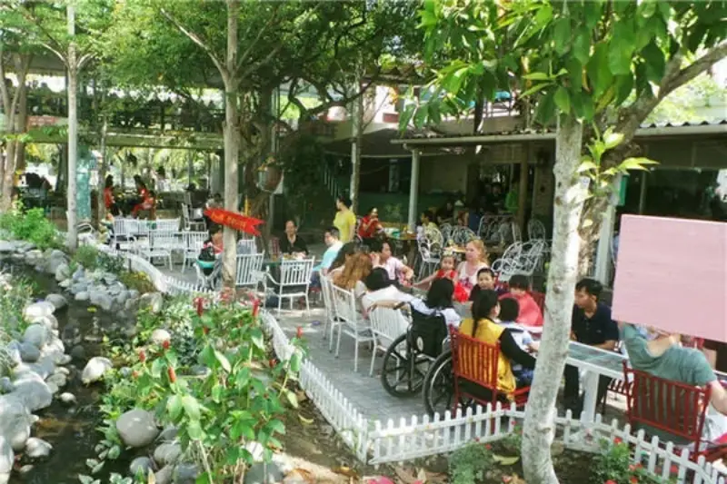 Tại Sao Mô Hình Cafe Ăn Sáng Trở Thành Xu Hướng Đột Phá Doanh Thu?