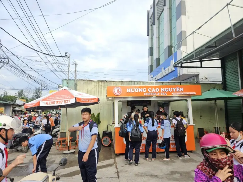 Khu vực cổng các trường Đại học, Cao đẳng